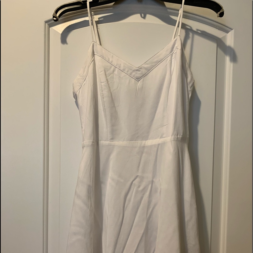 Forever 21 White Short Flowy Dress Size S